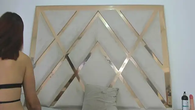 Selenaasm online show from 26, 3, 2026