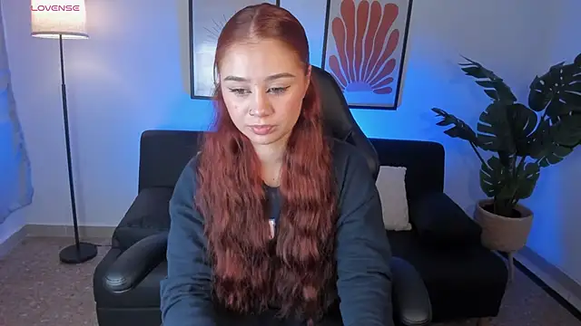 Snapshot of Amelia_Saenz_ chatting on 8, 5, 2026 Amelia Saenz online show from 8, 5, 2026