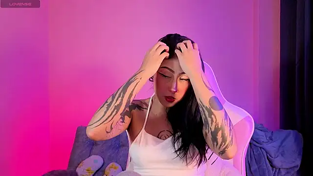 Snapshot of sharonbone chatting on 26, 3, 2026 sharonbone online show from 26, 3, 2026