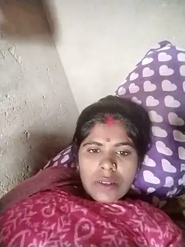 Sexy Rajkumari123 online show from 18, 12, 2025