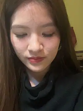 Momochen8839 online show from 24, 2, 2026