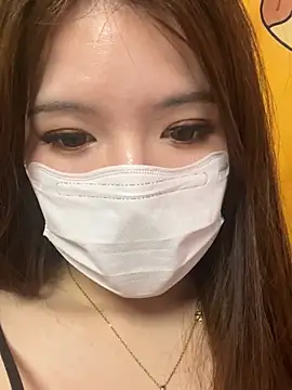 Snapshot of Momochen8839 chatting on 14, 3, 2026 Momochen8839 online show from 14, 3, 2026