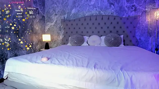 EVANGELIINE 21 online show from 4, 3, 2026