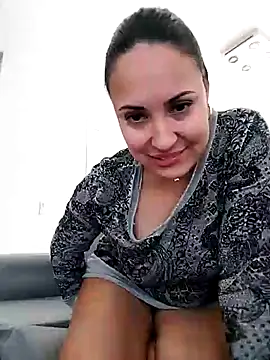 Snapshot of Fatisexy88 chatting on 13, 5, 2026 Fatisexy88 online show from 13, 5, 2026