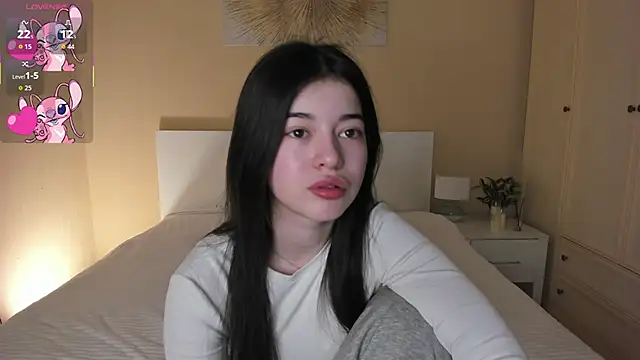 LisaColee online show from 26, 3, 2026