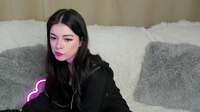 LisaColee online show from 6, 6, 2026