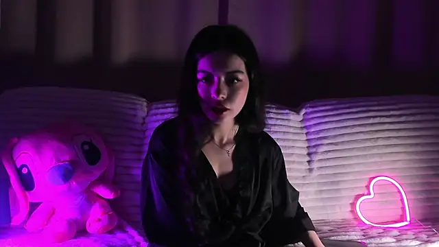 LisaColee online show from 7, 6, 2026