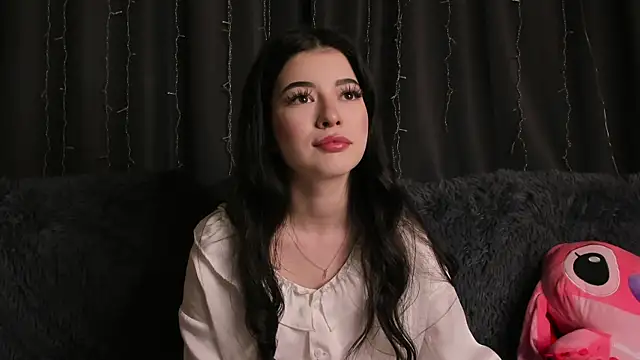 LisaColee online show from 22, 6, 2026