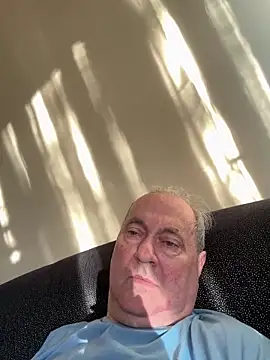 Snapshot of csikar chatting on 20, 4, 2026 csikar online show from 20, 4, 2026