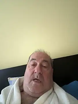 Snapshot of csikar chatting on 5, 5, 2026 csikar online show from 5, 5, 2026