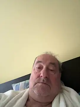 Snapshot of csikar chatting on 18, 5, 2026 csikar online show from 18, 5, 2026