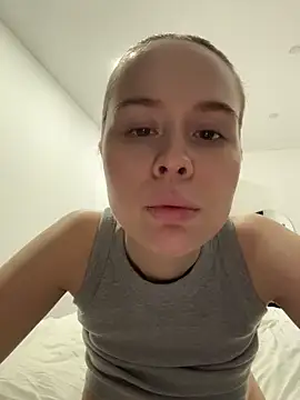 Nicole Loving online show from 17, 12, 2025