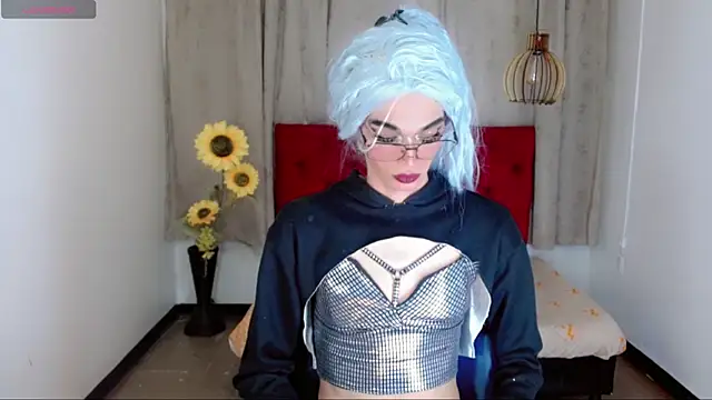 camila vasquez  online show from 18, 12, 2025