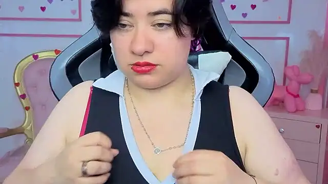 Snapshot of samythomas_t chatting on 17, 1, 2026 samythomas t online show from 17, 1, 2026