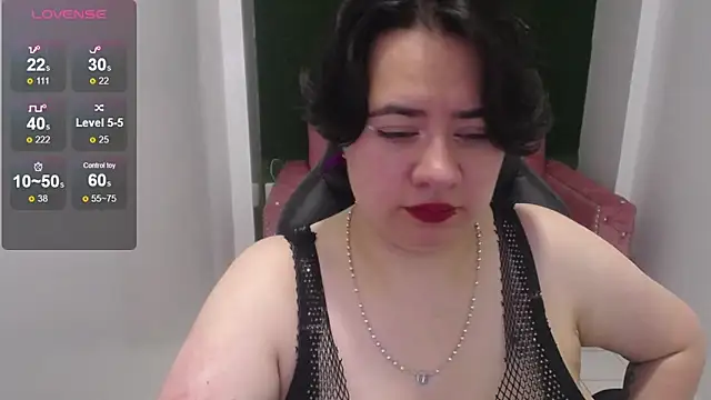 Snapshot of samythomas_t chatting on 6, 2, 2026 samythomas t online show from 6, 2, 2026