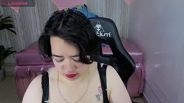 Snapshot of samythomas_t chatting on 28, 2, 2026 samythomas t online show from 28, 2, 2026