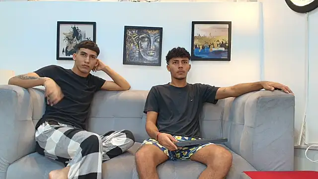 Snapshot of DIAMOND_BLACKS chatting on 12, 2, 2026 DIAMOND BLACKS online show from 12, 2, 2026