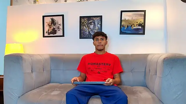 Snapshot of DIAMOND_BLACKS chatting on 24, 2, 2026 DIAMOND BLACKS online show from 24, 2, 2026