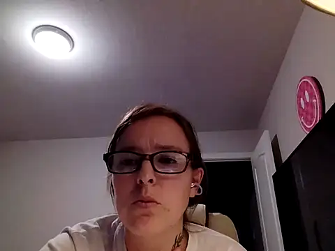 Snapshot of redremmi chatting on 1, 2, 2026 redremmi online show from 1, 2, 2026