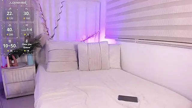 im ariana  online show from 11, 7, 2026