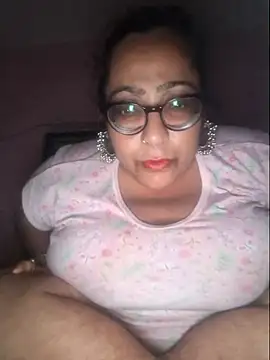 Snapshot of MISTI_KOLK chatting on 8, 7, 2026 MISTI KOLK online show from 8, 7, 2026