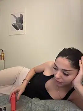 Snapshot of SilkyMira chatting on 13, 2, 2026 SilkyMira online show from 13, 2, 2026