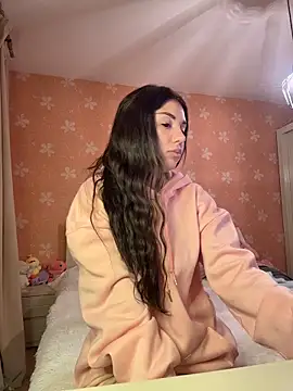 Snapshot of SilkyMira chatting on 1, 3, 2026 SilkyMira online show from 1, 3, 2026