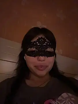 SilkyMira online show from 21, 3, 2026