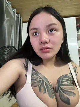 Snapshot of leo-kitty chatting on 1, 3, 2026 leo-kitty online show from 1, 3, 2026