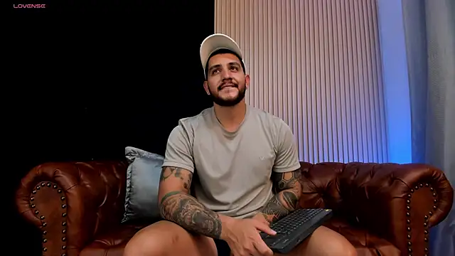 KyleNorth  online show from 15, 4, 2026