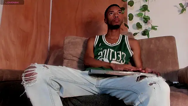 Higger dick online show from 14, 1, 2026