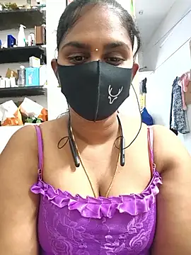 Snapshot of pattupattuma27 chatting on 27, 3, 2026 pattupattuma27 online show from 27, 3, 2026