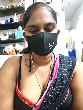 Snapshot of pattupattuma27 chatting on 31, 3, 2026 pattupattuma27 online show from 31, 3, 2026