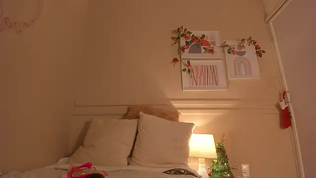  emily  st online show from 19, 12, 2025