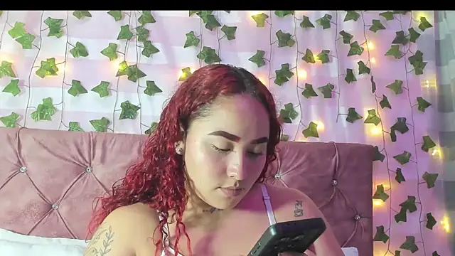 Ayla-marttinez online show from 18, 2, 2026