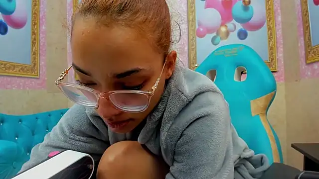 Jadde Greyy  online show from 28, 2, 2026