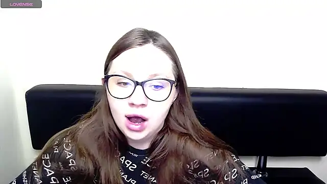 LiliaErmi online show from 27, 3, 2026