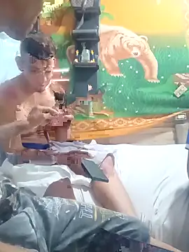 Snapshot of twobigscock23 chatting on 7, 4, 2026 twobigscock23 online show from 7, 4, 2026