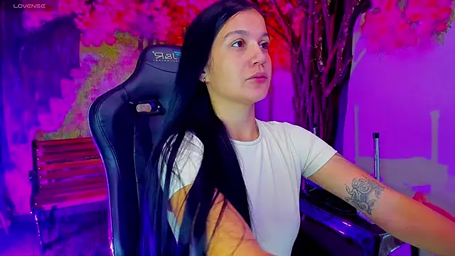 marahanson  online show from 11, 1, 2026