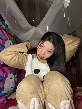 Snapshot of lux-su chatting on 3, 2, 2026 lux-su online show from 3, 2, 2026