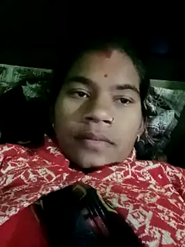 Snapshot of swartilodhi123 chatting on 6, 1, 2026 swartilodhi123 online show from 6, 1, 2026