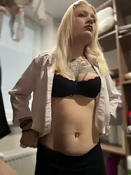 TeaseKitten- online show from 18, 12, 2025