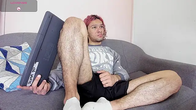 TAYSON SCOTT online show from 6, 2, 2026