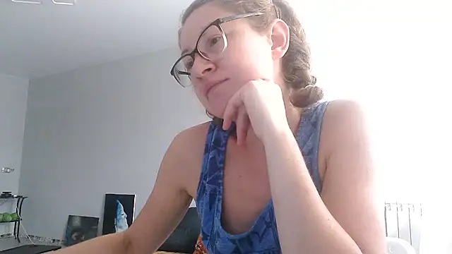 Snapshot of Alice_newhome chatting on 15, 7, 2026 Alice newhome online show from 15, 7, 2026