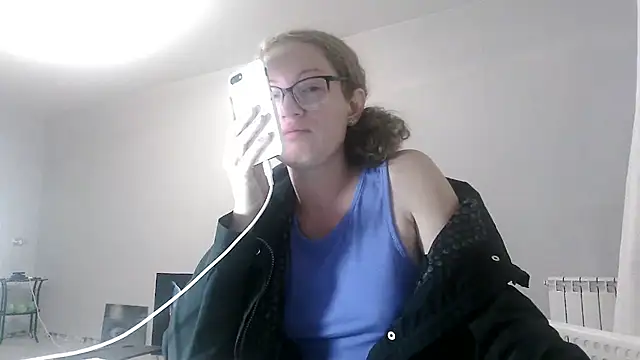 Snapshot of Alice_newhome chatting on 16, 7, 2026 Alice newhome online show from 16, 7, 2026