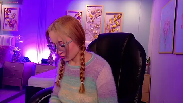 Snapshot of danielamilles chatting on 25, 2, 2026 danielamilles online show from 25, 2, 2026