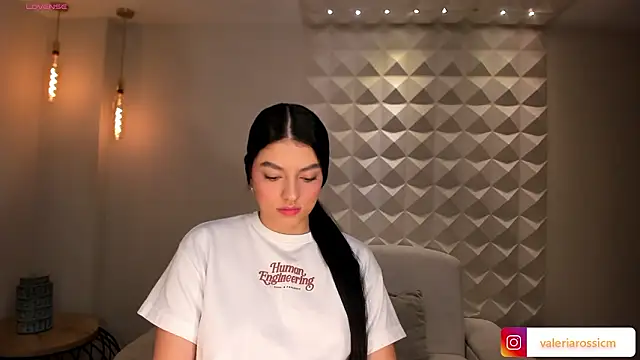 Snapshot of ValeriaRossi_ chatting on 6, 2, 2026 ValeriaRossi online show from 6, 2, 2026