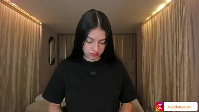 Snapshot of ValeriaRossi_ chatting on 3, 3, 2026 ValeriaRossi online show from 3, 3, 2026