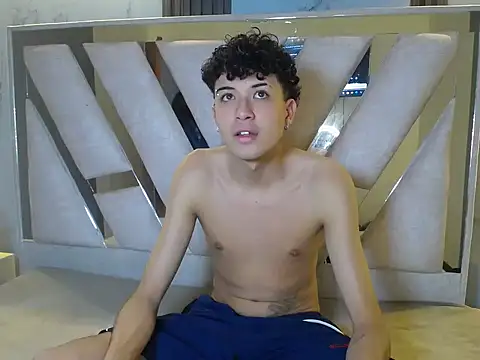 bonnieandclydecf online show from 18, 12, 2025