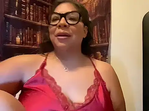 BettyWhispers online show from 5, 7, 2026